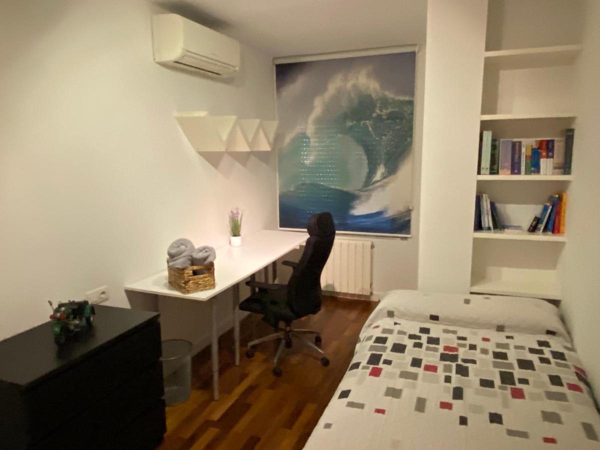 Mike'S Apartment. Parking Y Piscina กรานาดา ภายนอก รูปภาพ