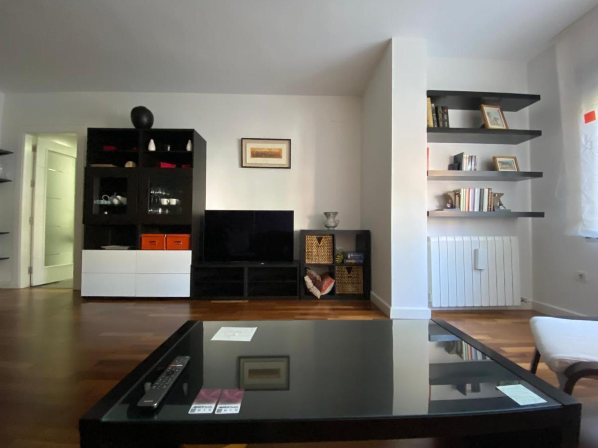 Mike'S Apartment. Parking Y Piscina กรานาดา ภายนอก รูปภาพ