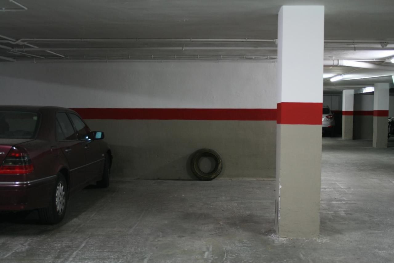Mike'S Apartment. Parking Y Piscina กรานาดา ภายนอก รูปภาพ
